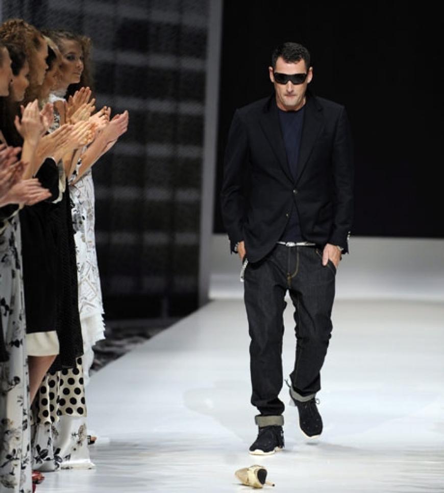 Tolle Show: Michael Michalsky am Ende seiner Modenschau während der letzten Mercedes-Benz Fashion Week in Berlin