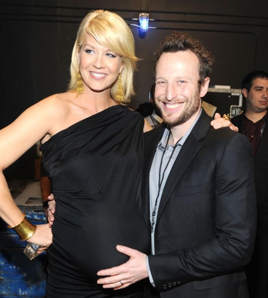 Werdende Eltern in Partylaune: Jenna mit Ehemann Bodhi Elfman