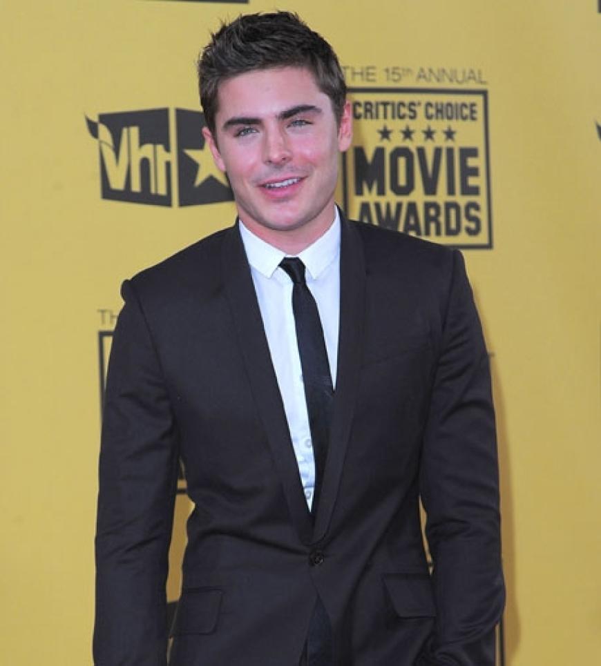Zac Efron zeigte sich erstmals mit seiner neuen Frisur und durfte einen Preis vergeben