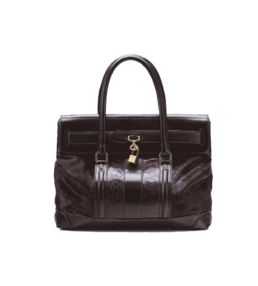 Verschlossen mit Pelzbesatz und goldenem Verschluss von Gucci, Preis auf Anfrage