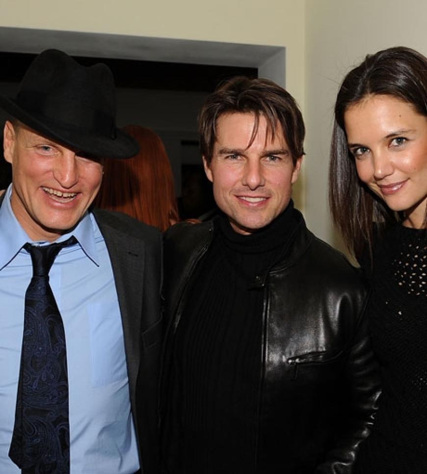 Woody Harrelson, Tom Cruise und Katie Holmes in Feierlaune