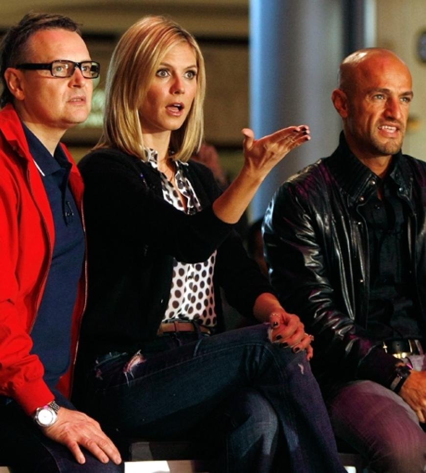 Noch in der letzten Staffel waren zwei andere Männer an der Seite von Heidi Klum zu sehen: Casting-Experte Rolf Scheider und Model-Scout Peyman Amin
