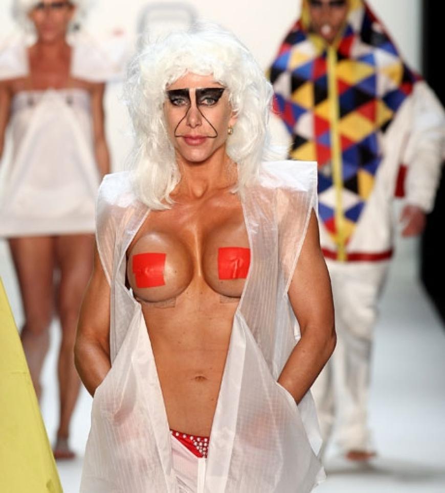 Ist das noch Mode? Für Patrick Mohr schon. Für ihn kann Fashion alles sein - bloß nicht langweilig