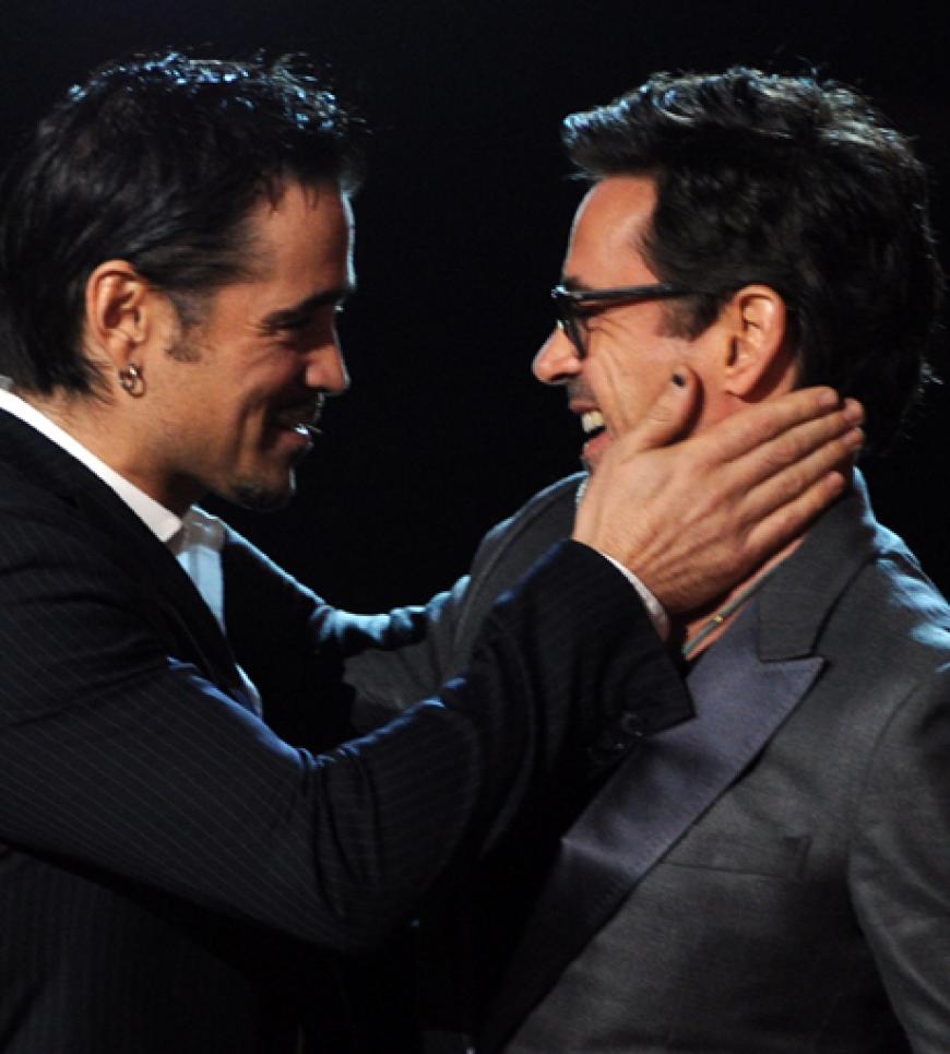 Colin Farrell überreichte Robert Downey Jr. den Preis und knutschte ihn anschließend
