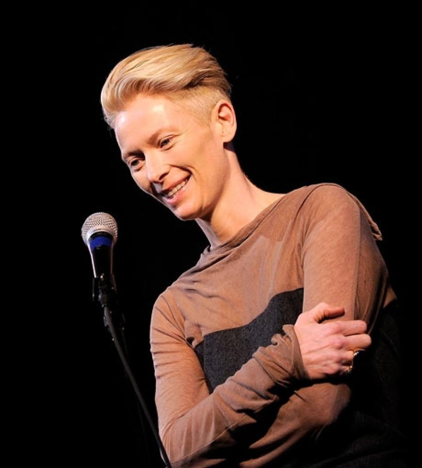Tilda Swinton kam wie immer mit sehr dezentem Make-up