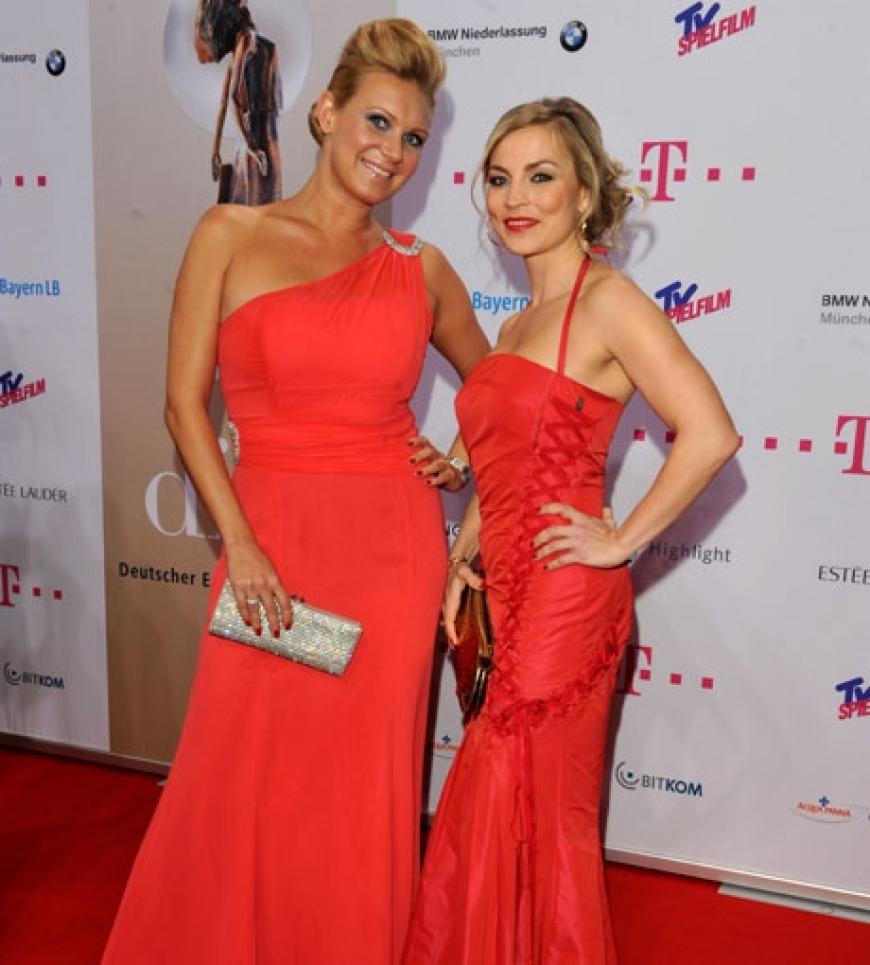 Pretty in Red: Magdalena Brzeska und Regina Halmich