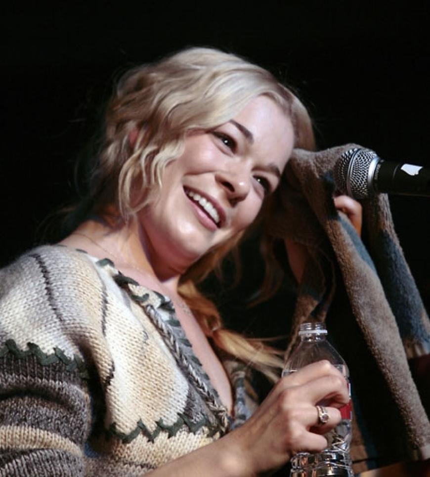 LeAnn Rimes gab während des Festivals ein kleines Konzert im Music Cafe