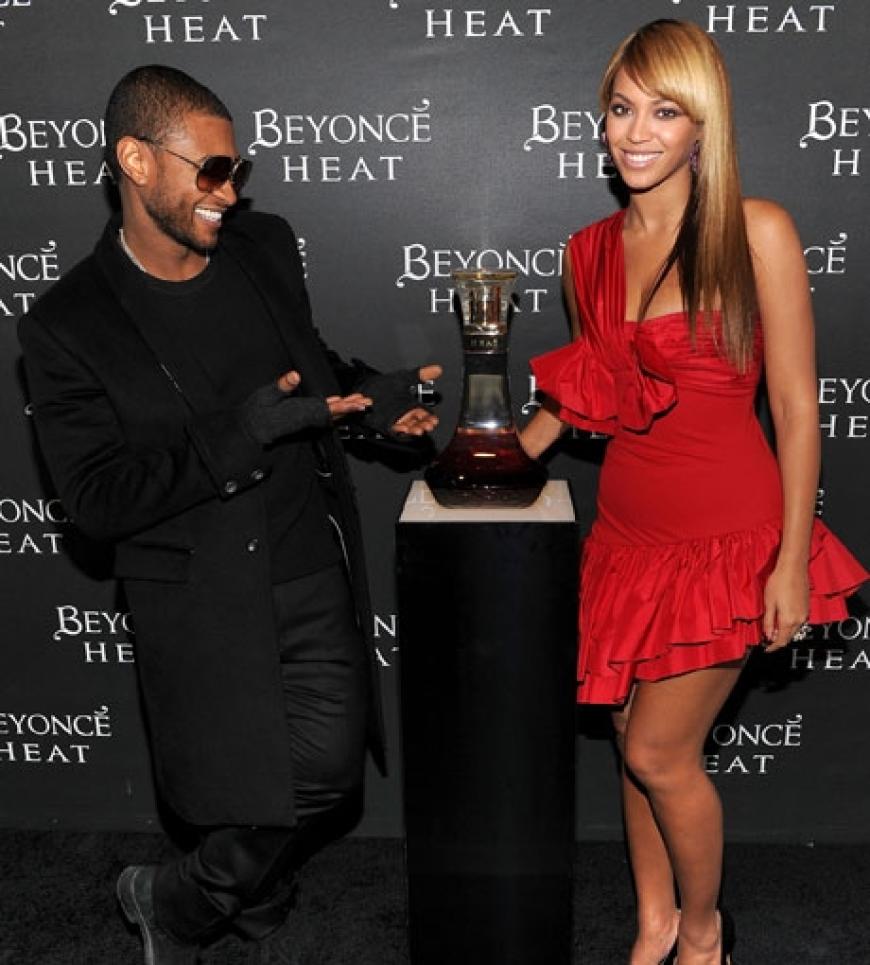 Sänger Usher ist von Beyoncés Parfum begeistert und natürlich auch von der Sängerin. Die 28-Jährige trug zur großen Party ein aufregendes Kleid von Marc Bouwer