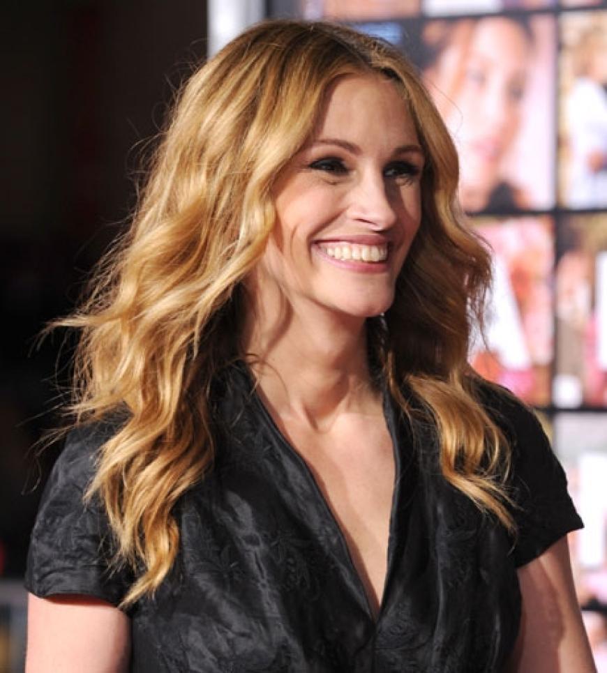 Gut gelaunt lief Hollywood-Star Julia Roberts über den roten Teppich. Für den Film stand sie gemeinsam mit ihrer Nichte Emma Roberts vor der Kamera