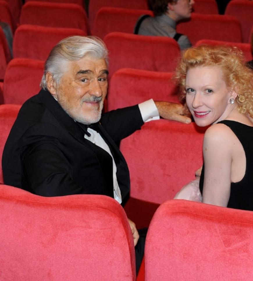 Warten auf den ersten Film der Berlinale: Sunnyi Melles und Mario Adorf