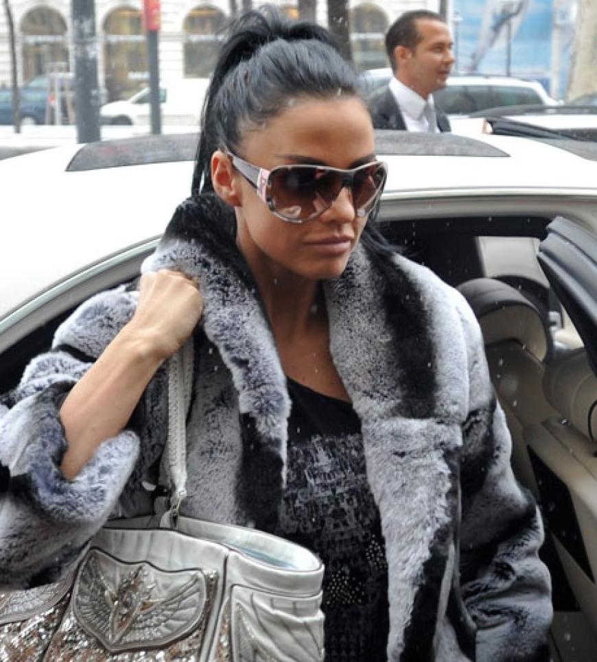 Katie Price reist nach Wien. Sie ist auf Einladung von Prinz Marcus von Anhalt gekommen