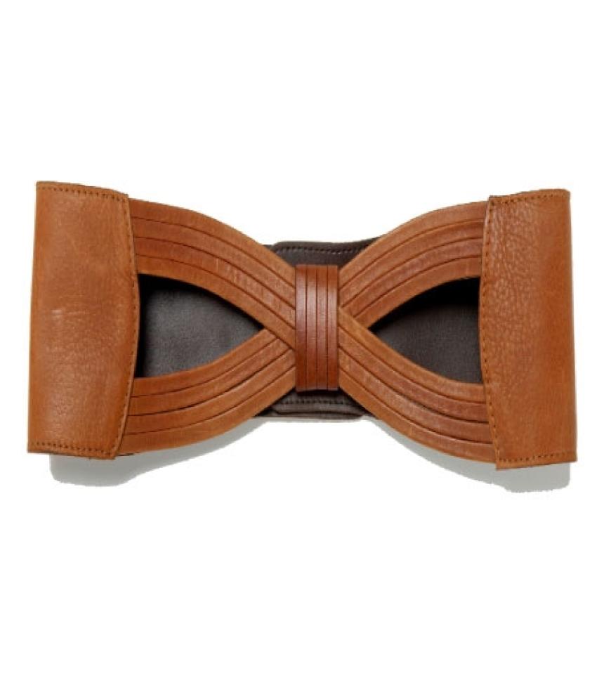 Geflochten in Cognac-Braun von Pieces, ca. 30 Euro