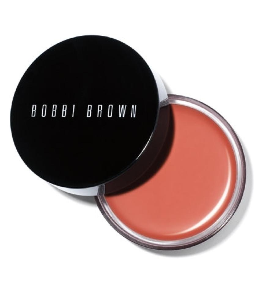 2 in 1: Das Pot Rouge kann als Lippenfarbe oder als Rouge verwendet werden. Pot Rouge Cabo Coral von Bobbi Brown, ca. 24 Euro