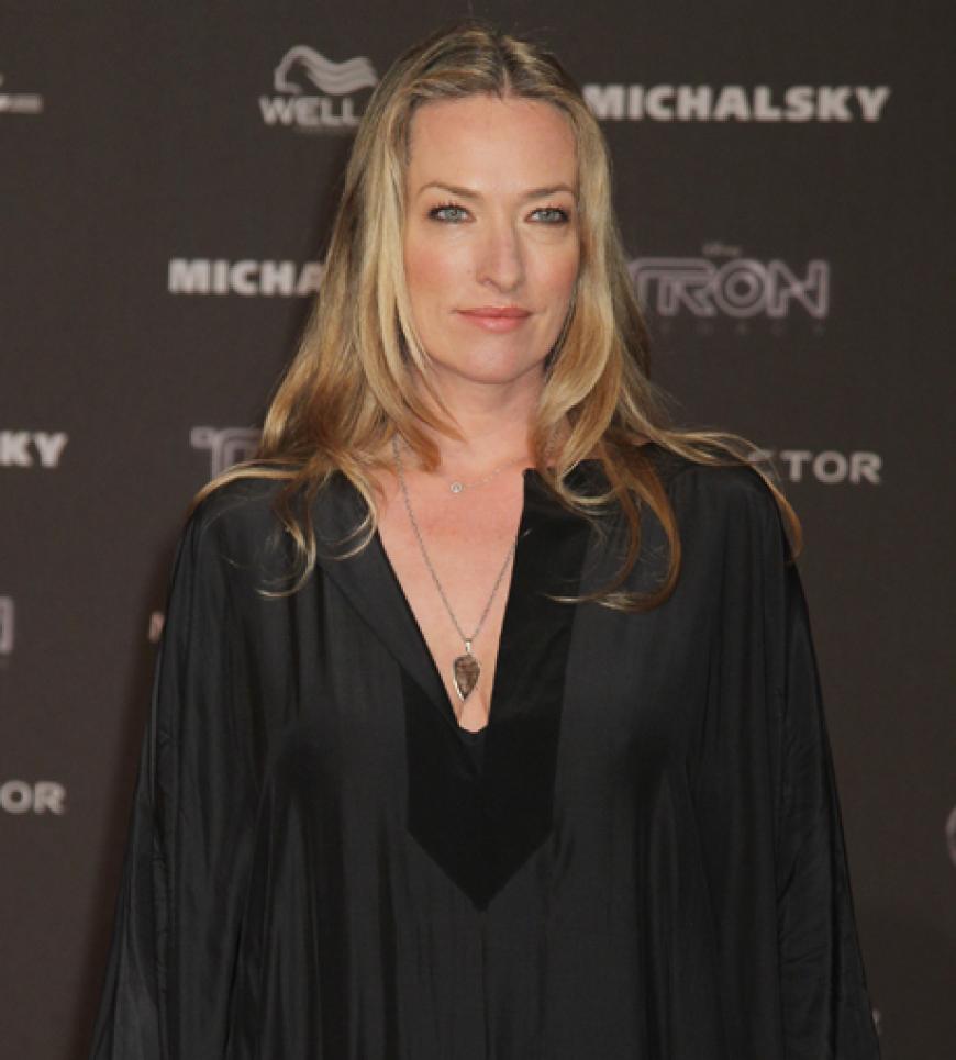 Tatiana Patitz hatte ein Dress von Michalsky an