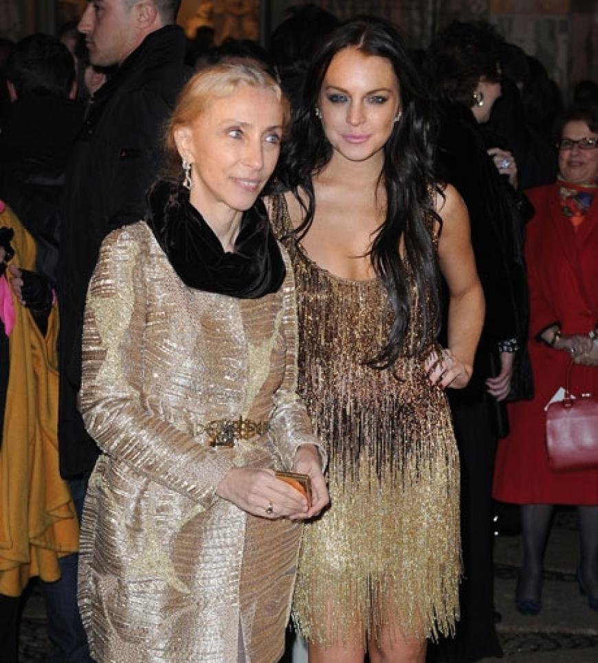 Lindsay Lohan und Franca Sozzani (die Chefredakteurin der italienischen Vogue)