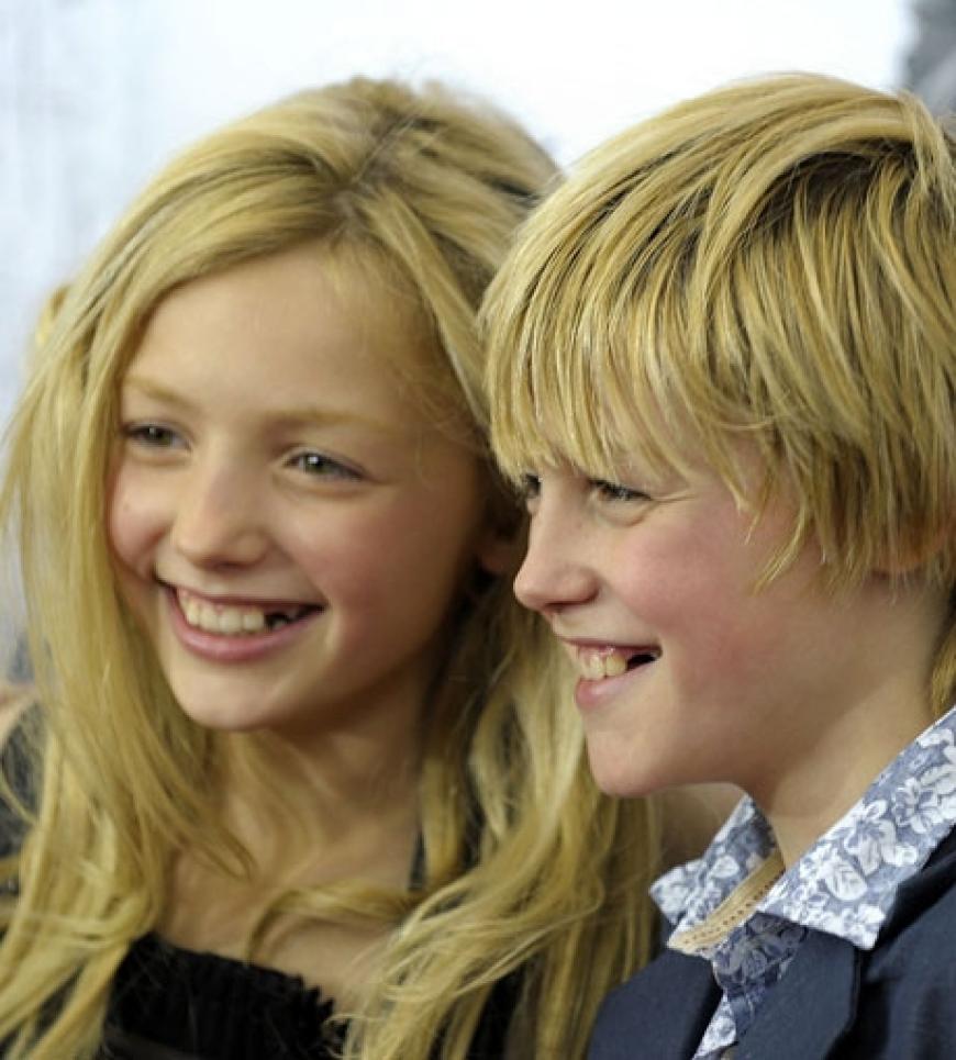 Kleine ganz groß: Schauspieler Ruby Jerins und Spencer List strahlen über das ganze Gesicht