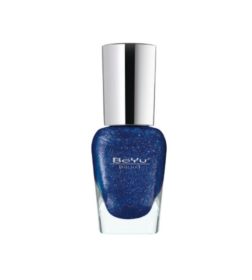 Nagellack mit Glitzer´partikeln Nr. 381 von BeYu, ca. 6 Euro