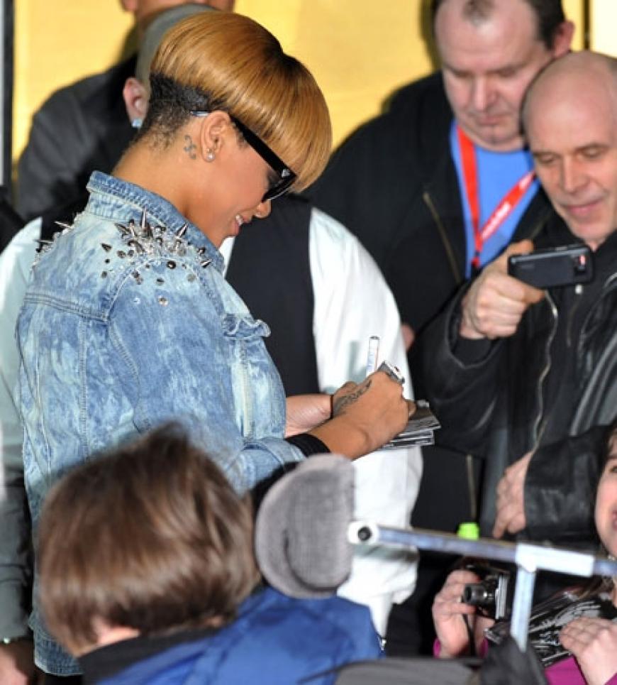 Unglaublich! Ihre Berliner Autogrammstunde war die erste in Europa überhaupt