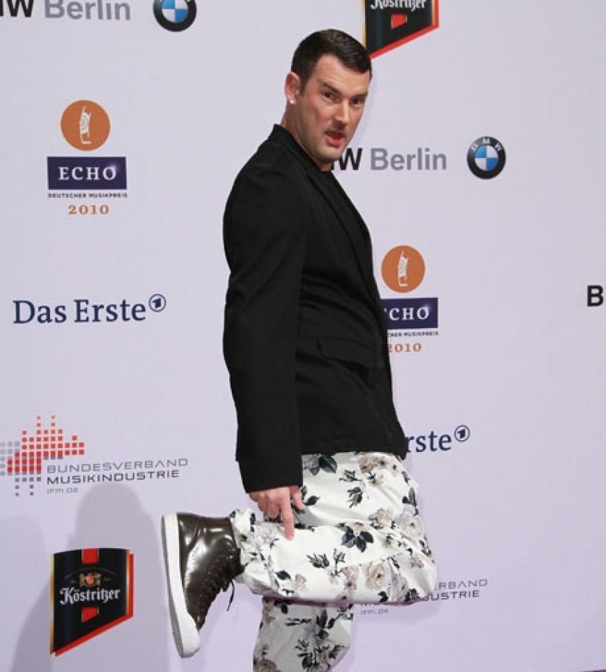 Star-Designer Michael Michalsky freute sich schon vorab auf die Party und spaßte mit den Fotografen herum