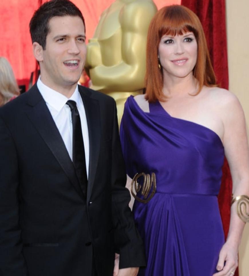 Schauspielerin Molly Ringwald und ihr Ehemann Panio Gianopoulo