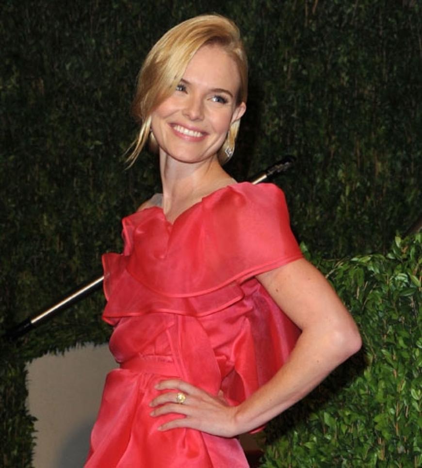 Kate Bosworth in einer atemberaubenden Robe von Designer Valentino