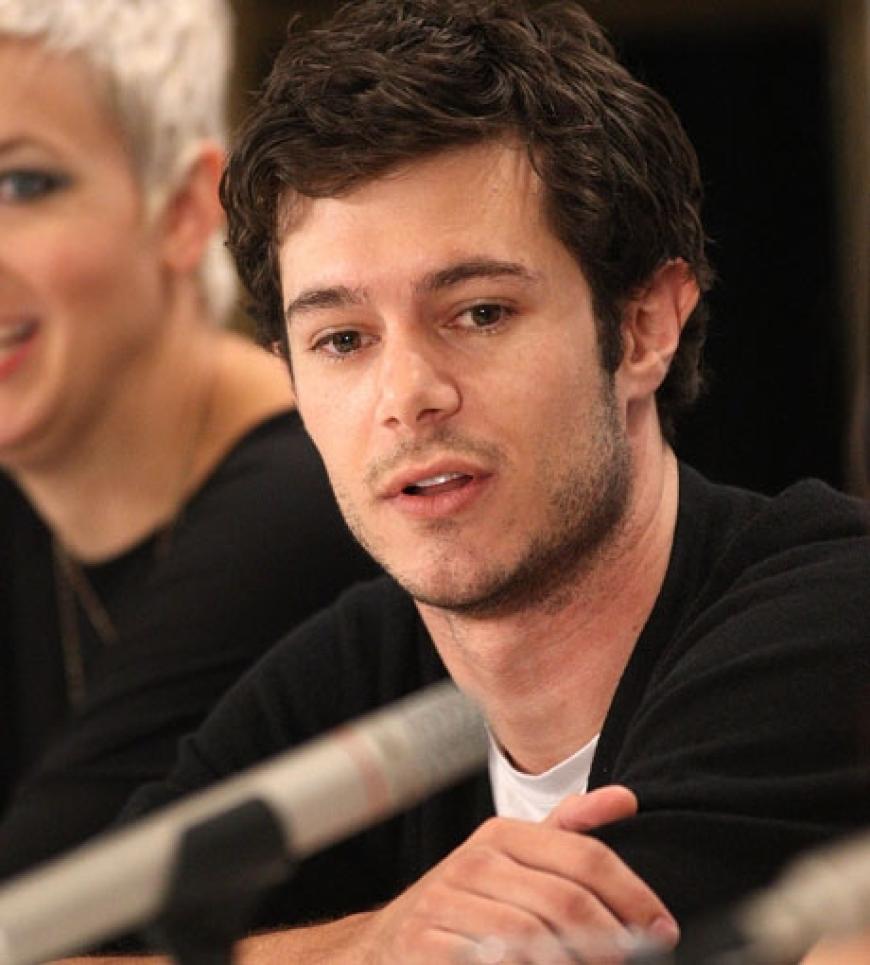 Adam Brody kennt man noch aus der TV-Serie