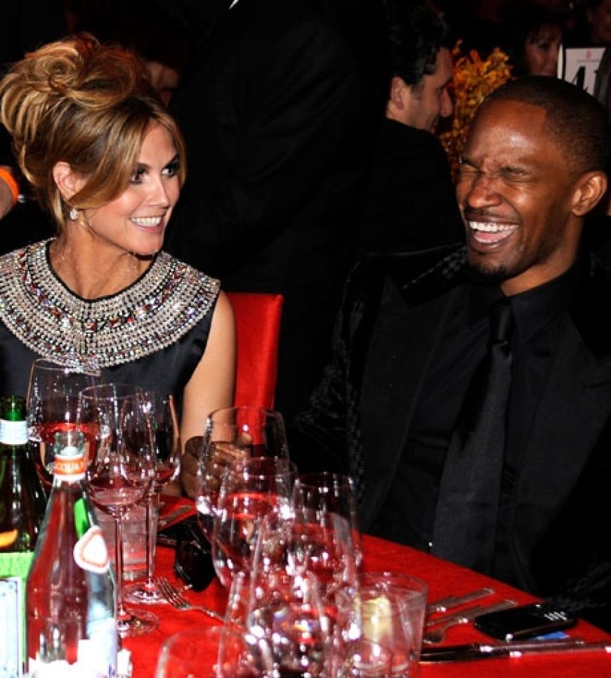 Verstehen sich blendend: Heidi Klum mit ihrem Sitznachbarn Jamie Foxx