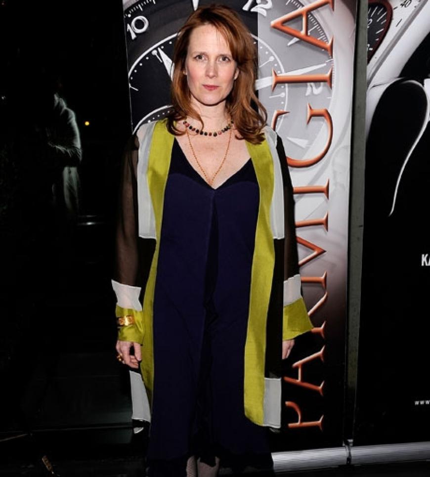 Erin Cressida Wilson schrieb das Drehbuch zum Film