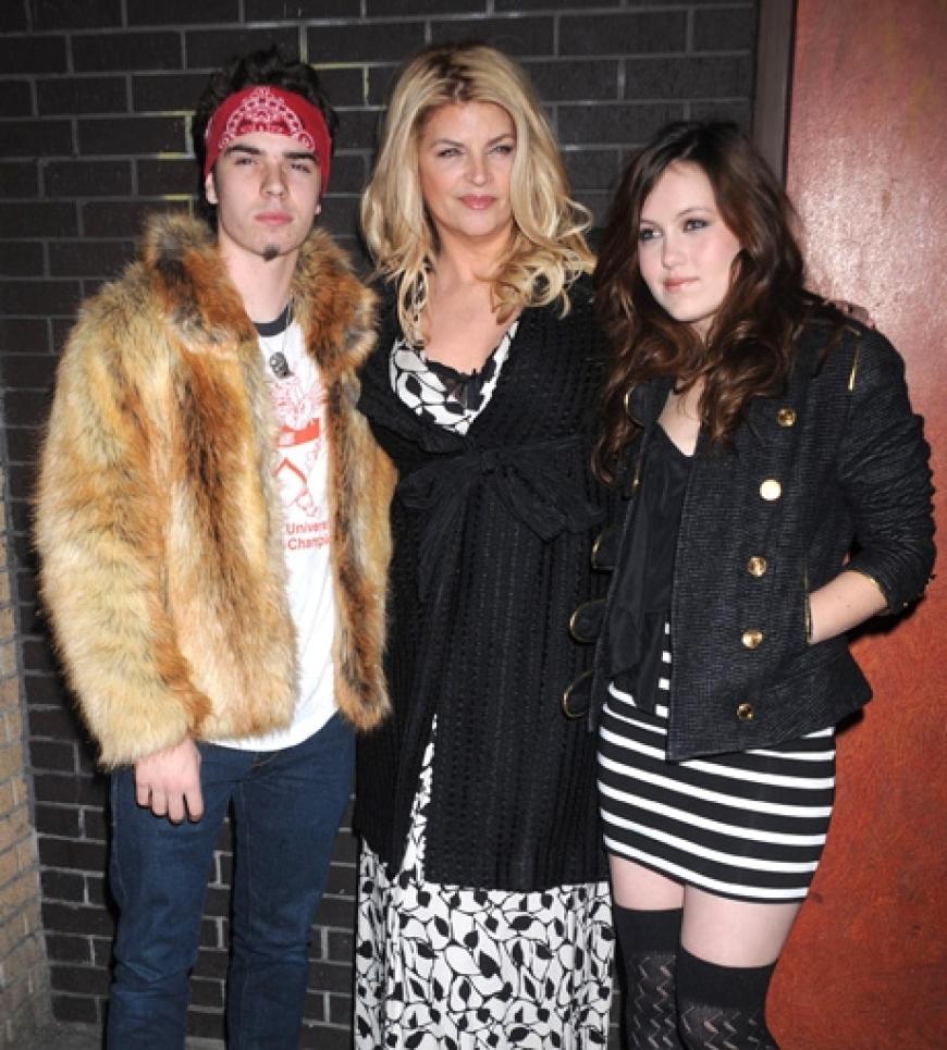 Schauspielerin Kirstie Alley kam mit ihren Kindern William True und Lillie Price