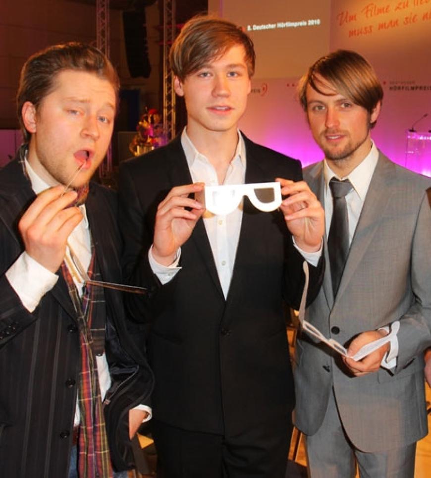 David Kross feiert seinen Erfolg beim Hörfilmpreis