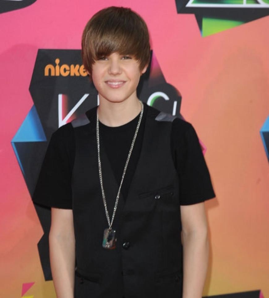 Justin Bieber ist der absolute Teenie-Liebling. Der 15-jährige Sänger wurde über Youtube von Usher entdeckt