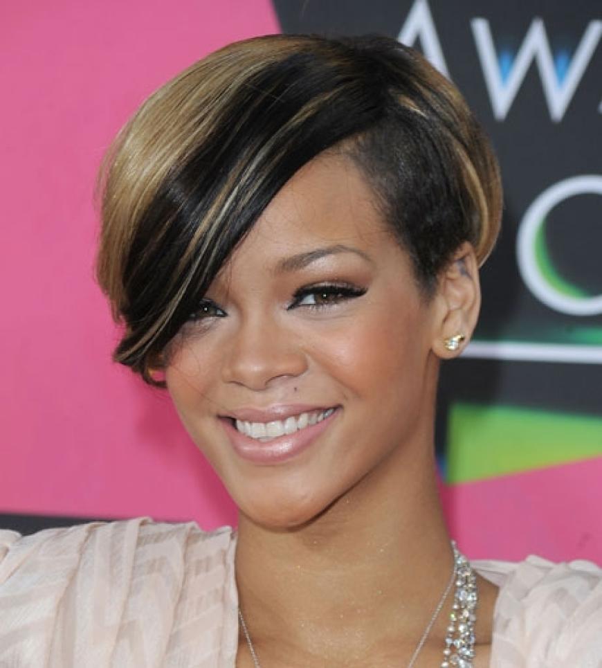 Rihanna strahlte über das ganze Gesicht