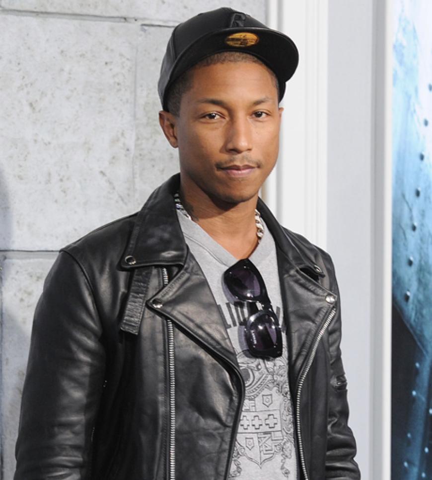 Cool: Pharrell Williams mit Lederjacke und Sonnenbrille
