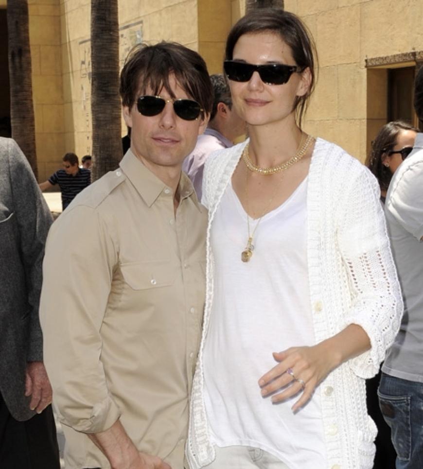 Ein Paar - ein Look: Schauspieler Tom Cruise und seine Katie Holmes verstehen beide etwas von Sonnenbrillen