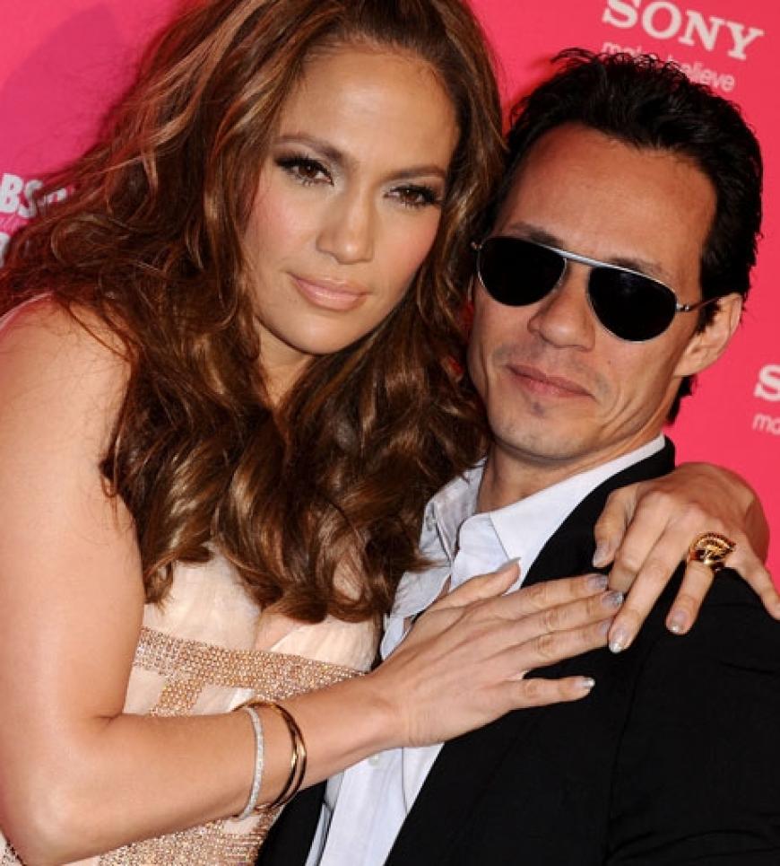 Jennifer Lopez herzt ihren Ehemann Marc Anthony
