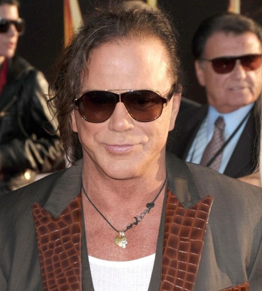 Auch Hollywood-Star Mickey Rourke zeigte sich in Hollywood. Der Sonne trotzte er mit einer coolen Sonnenbrille