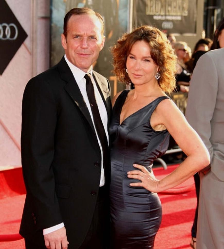 Clark Gregg brachte Ehefrau Jennifer Grey mit. Die Schauspielerin ist vor allem durch ihre Rolle als