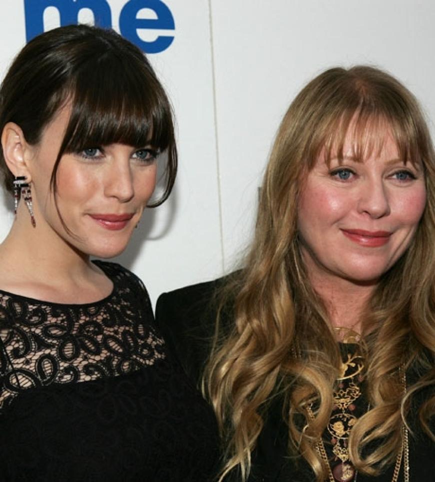 Die schöne Liv Tyler sieht ihrem berühmten Vater Steven Tyler sehr ähnlich. Aber auch die guten Gene ihrer Mutter, Ex-Model Bebe Buell, haben sich gottseidank durchgesetzt