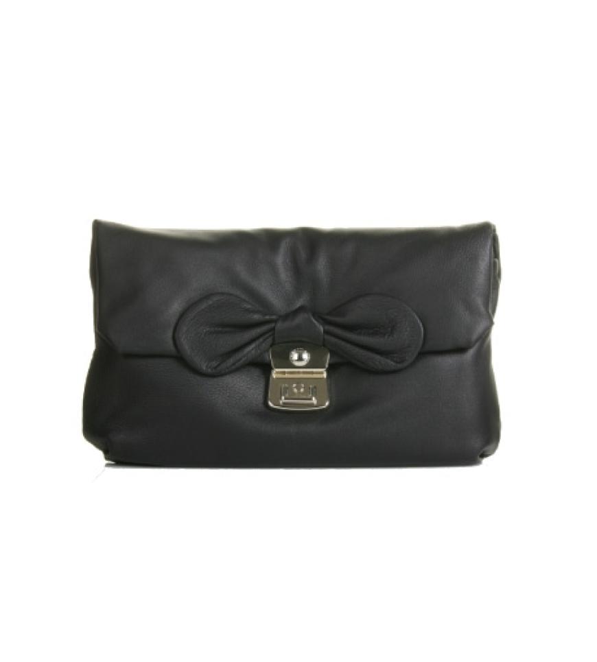 Romantische Clutch von Marc by Marc Jacobs, ca. 265 Euro