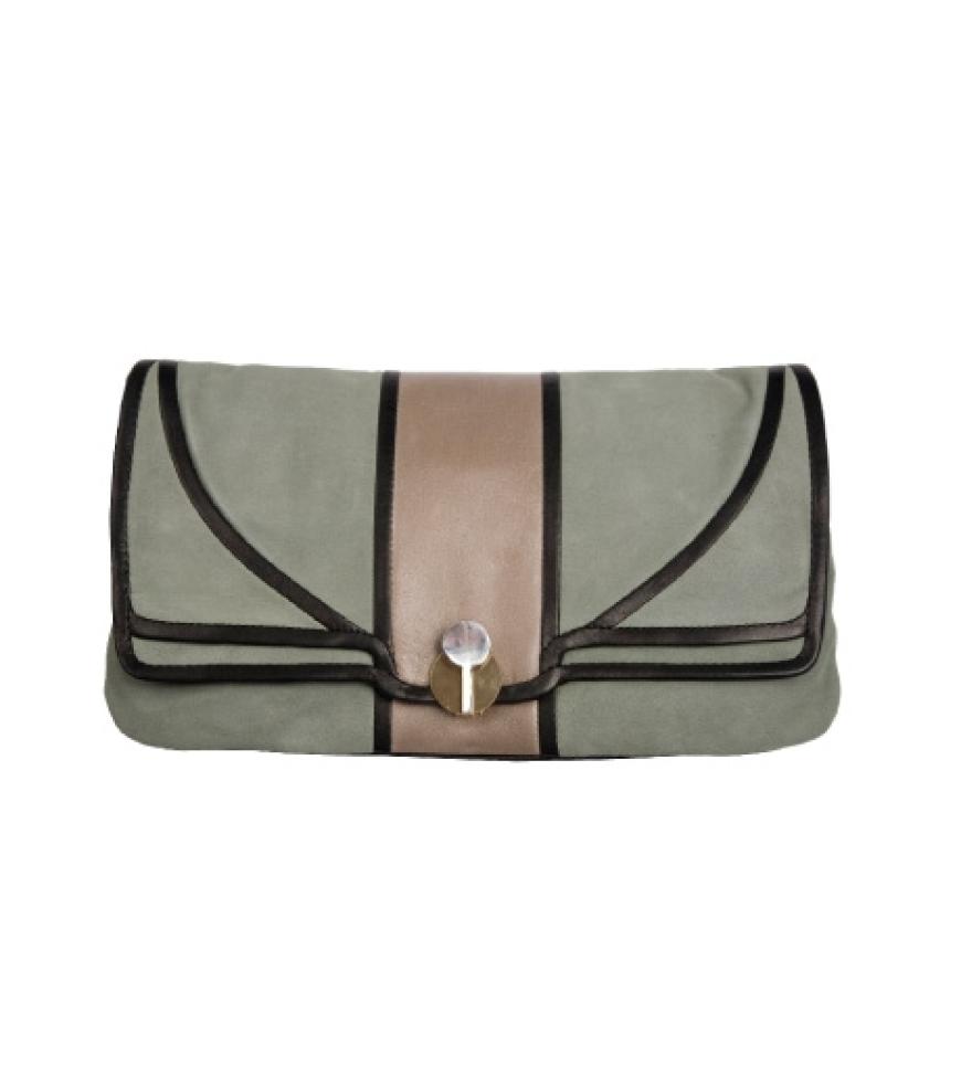Perfekte Linienführung bei der Clutch von Hoss Intropia, ca. 240 Euro