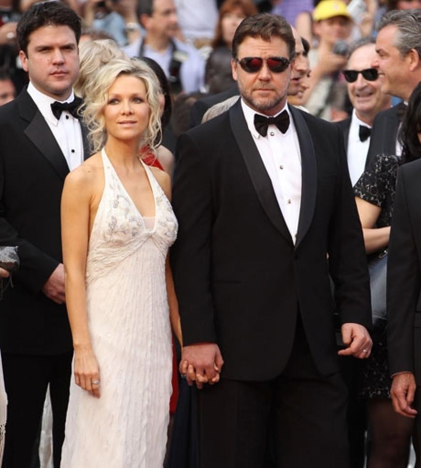 Der Schauspieler kam mit Ehefrau Danielle Spencer