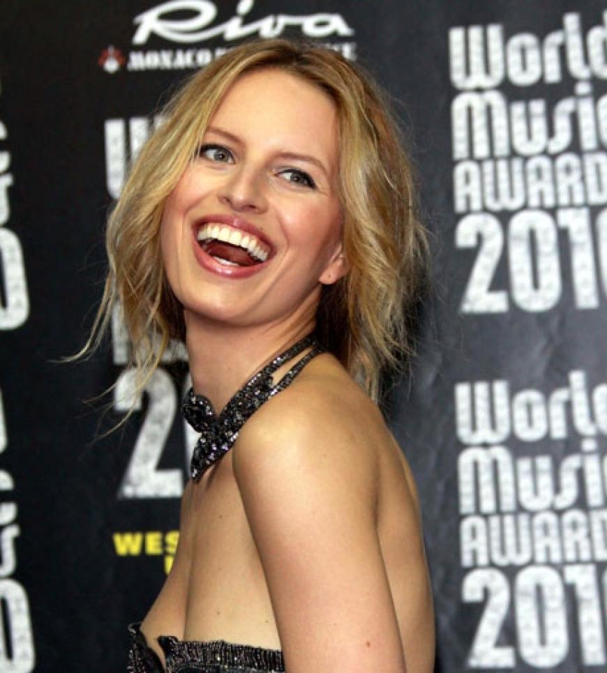 Strahlend schön: Topmodel Karolina Kurkova hat es auch an die Cote dAzur verschlagen