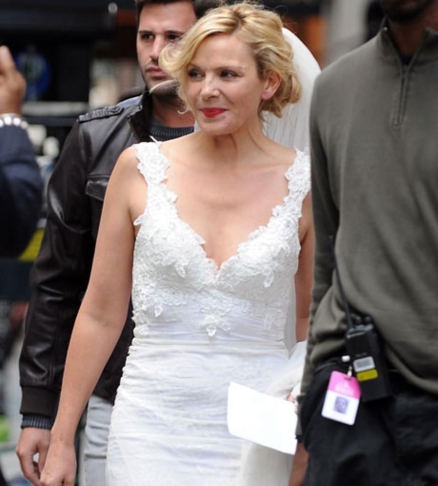 Am Set wurde Schauspielerin Kim Cattrall im Brautkleid gesichtet
