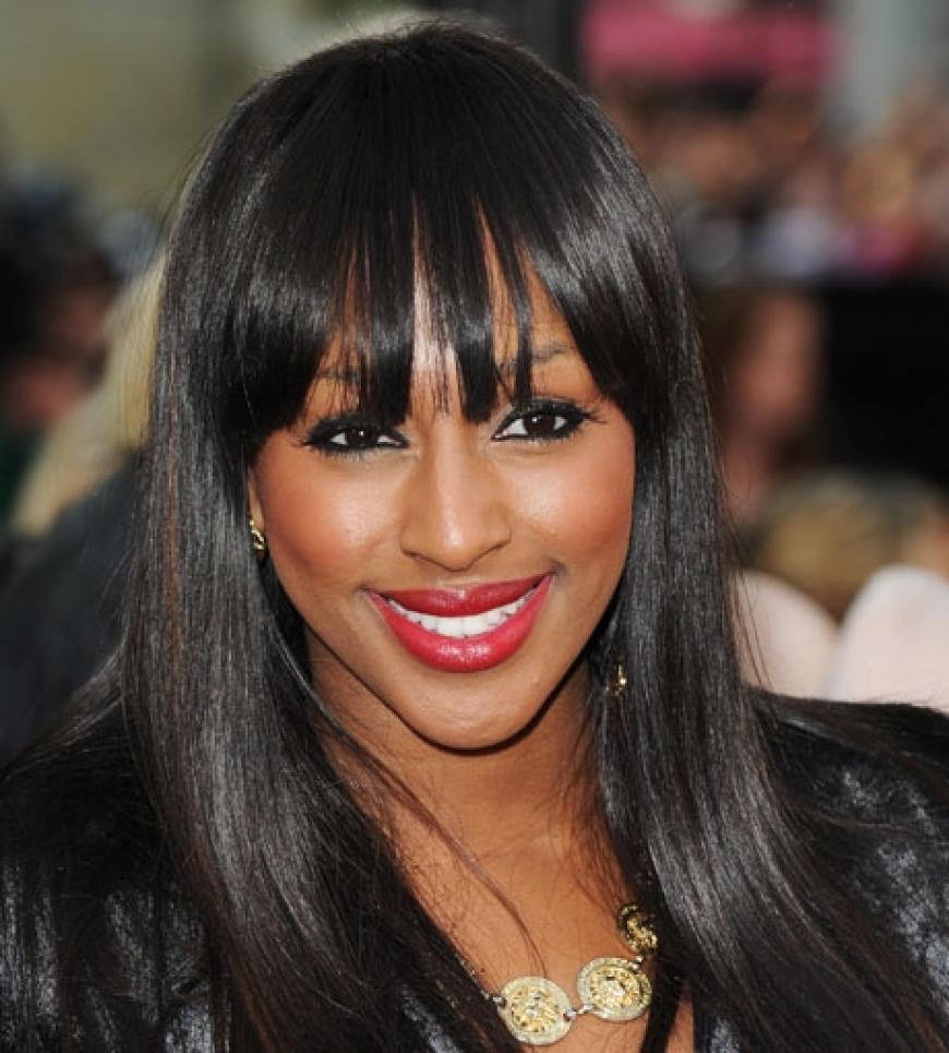 Alexandra Burke zeigte sich gut gelaunt den Fotografen