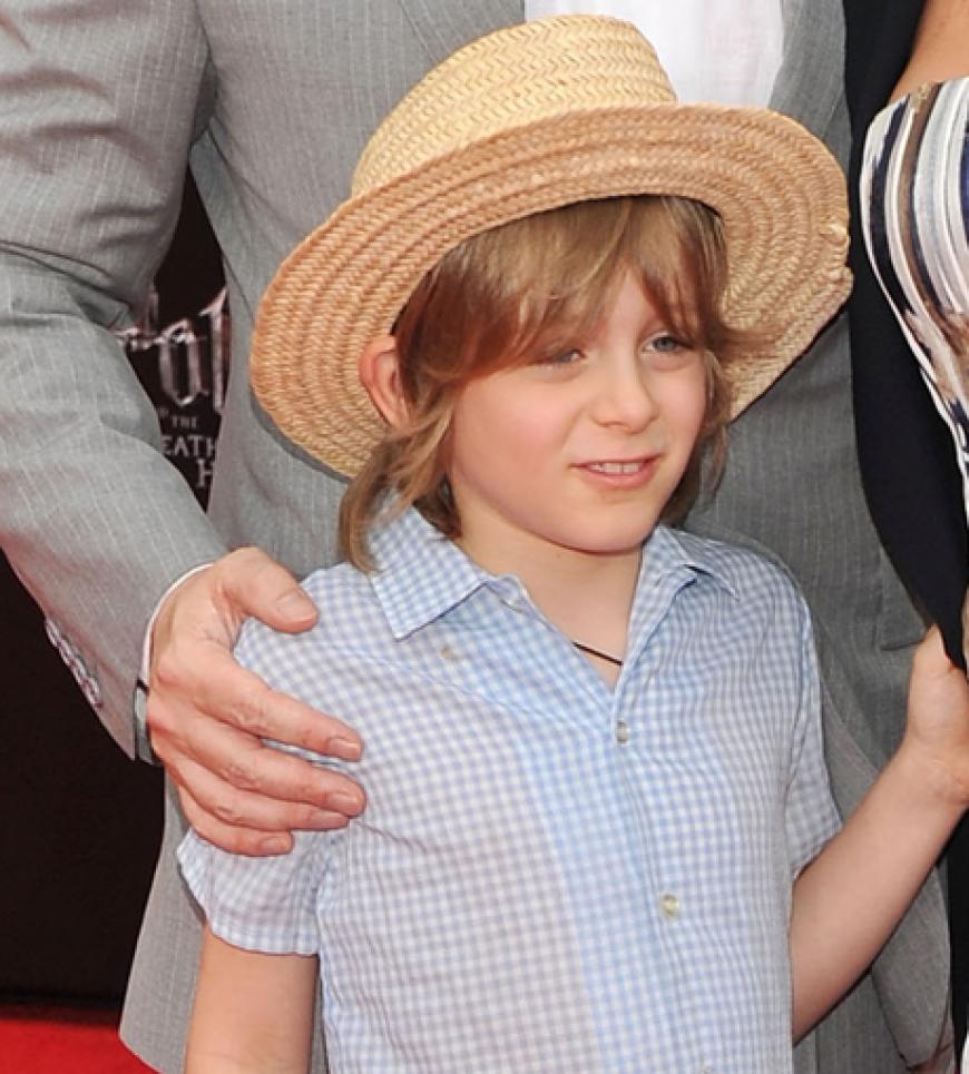James Wilkie ist der leibliche Sohn von Matthew Broderick und Sarah Jessica Parker. Das Paar hat noch Zwillinge von einer Leihmutter