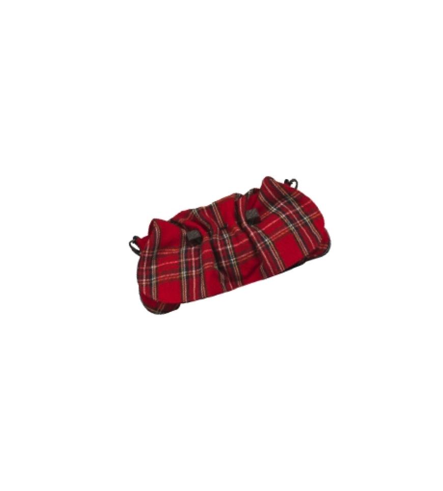 Karo: Clutch aus Karostoff
mit Zier´verschluss von Fiorelli,
ca. 45 Euro