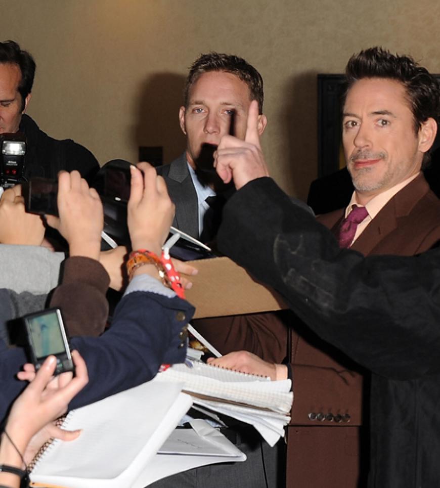 Alle wollten ein Autogramm. Robert Downey Jr. hatte sichtlich Spaß