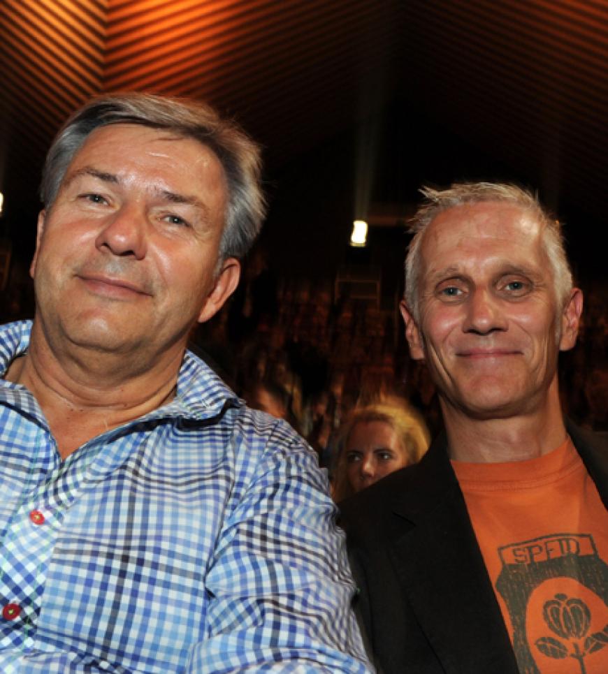Berlins Regierender Bürgermeister Klaus Wowereit und sein Lebensgefährte Jörn Kubicki bekamen einen Platz in der ersten Reihe