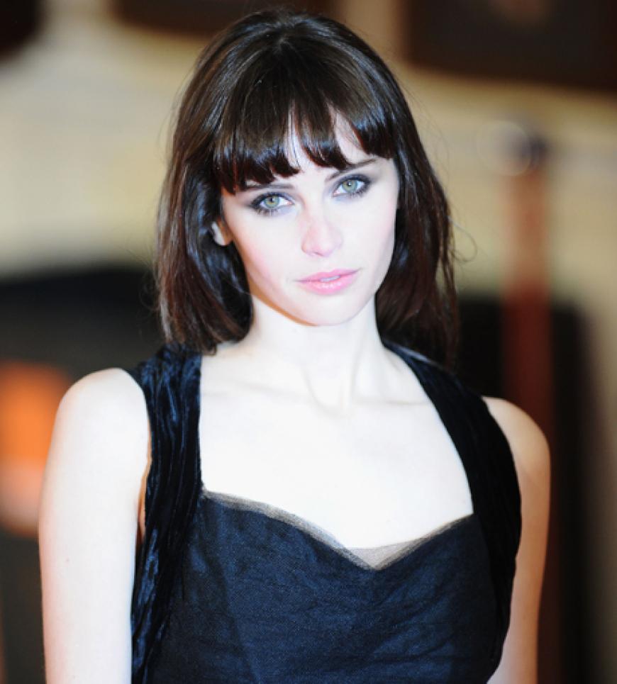 Die junge britische Schauspielerin Felicity Jones zu Gast im Royal Opera House in London