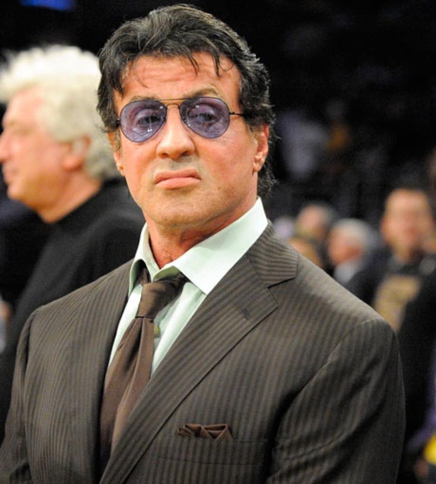 Finstere Miene: Silvester Stallone. Ob der Hollywood-Star mit dem Spiel nicht zufrieden ist?